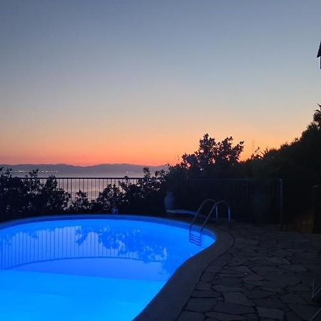 Villa Panoramica Tra Suggestive Notti Stellate. Torre delle Stelle Eksteriør bilde