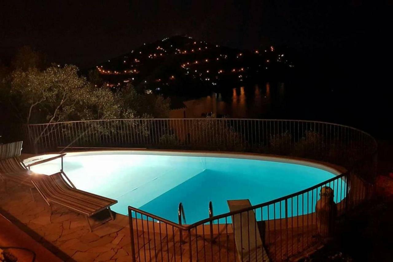 Villa Panoramica Tra Suggestive Notti Stellate. Torre delle Stelle Eksteriør bilde